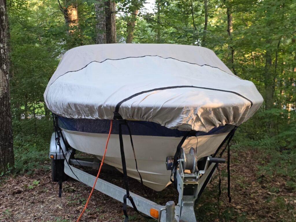 1600D V-Hull Cover product view 1