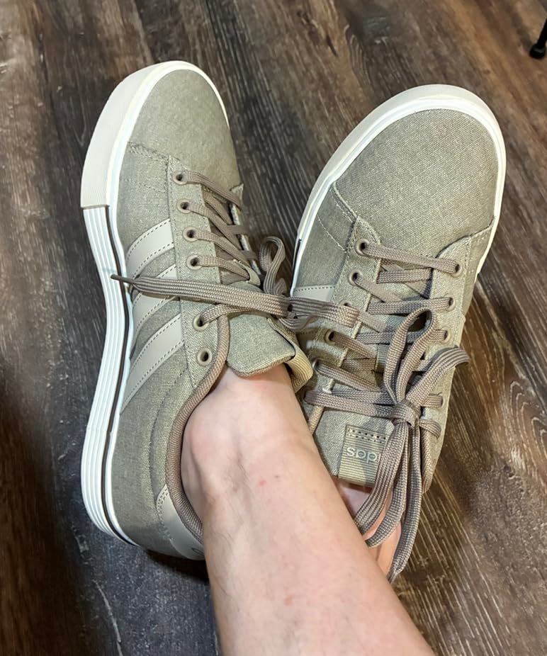 adidas Daily 4.0 Alt product view 3
