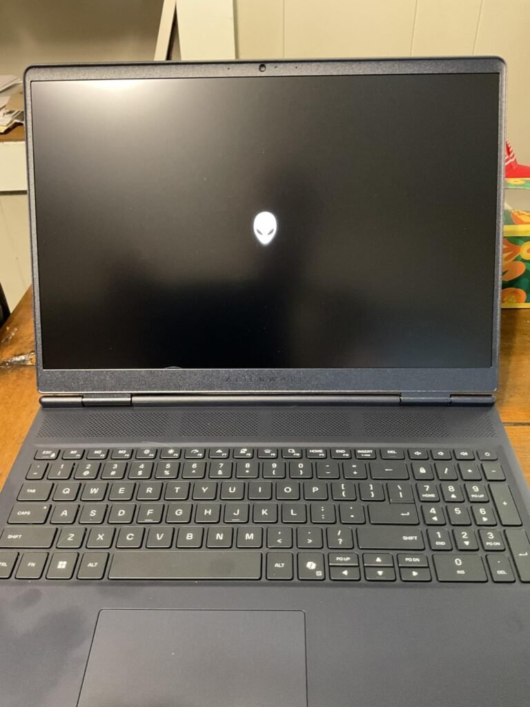 Alienware 16 Aurora product view 1
