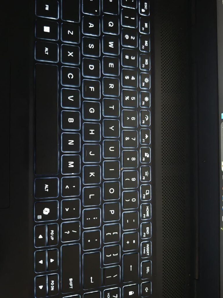 Alienware 16 Aurora product view 3