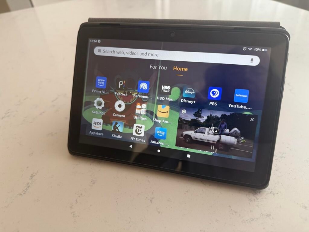 Amazon Fire HD 8 product view 2