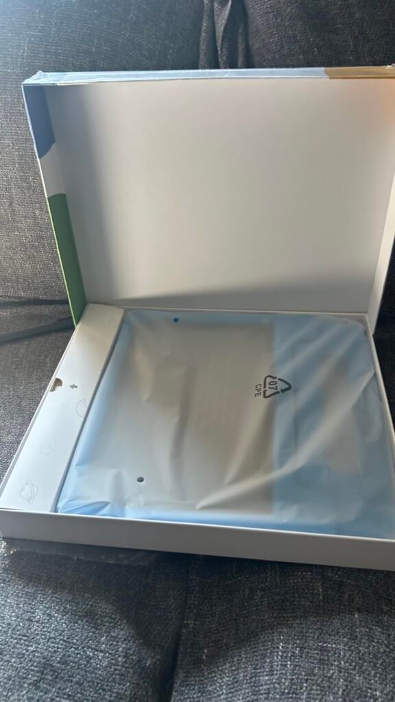 ApoloSignage Android 16 Tablet product view 2