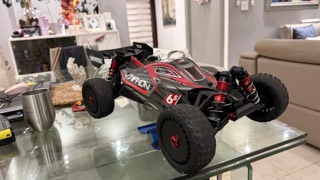 ARRMA Typhon 6S V5 product view 1