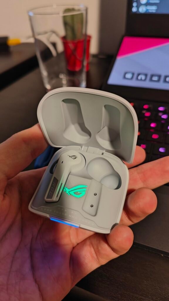 ASUS ROG Cetra SpeedNova product view 2