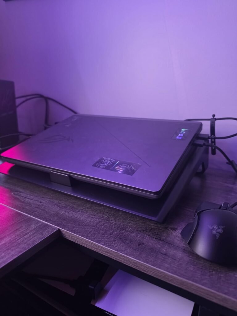 ASUS ROG Strix G16 product view 1