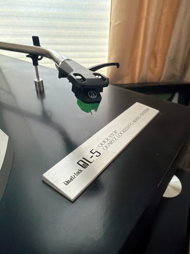AT-VM95E/H Combo product view 2