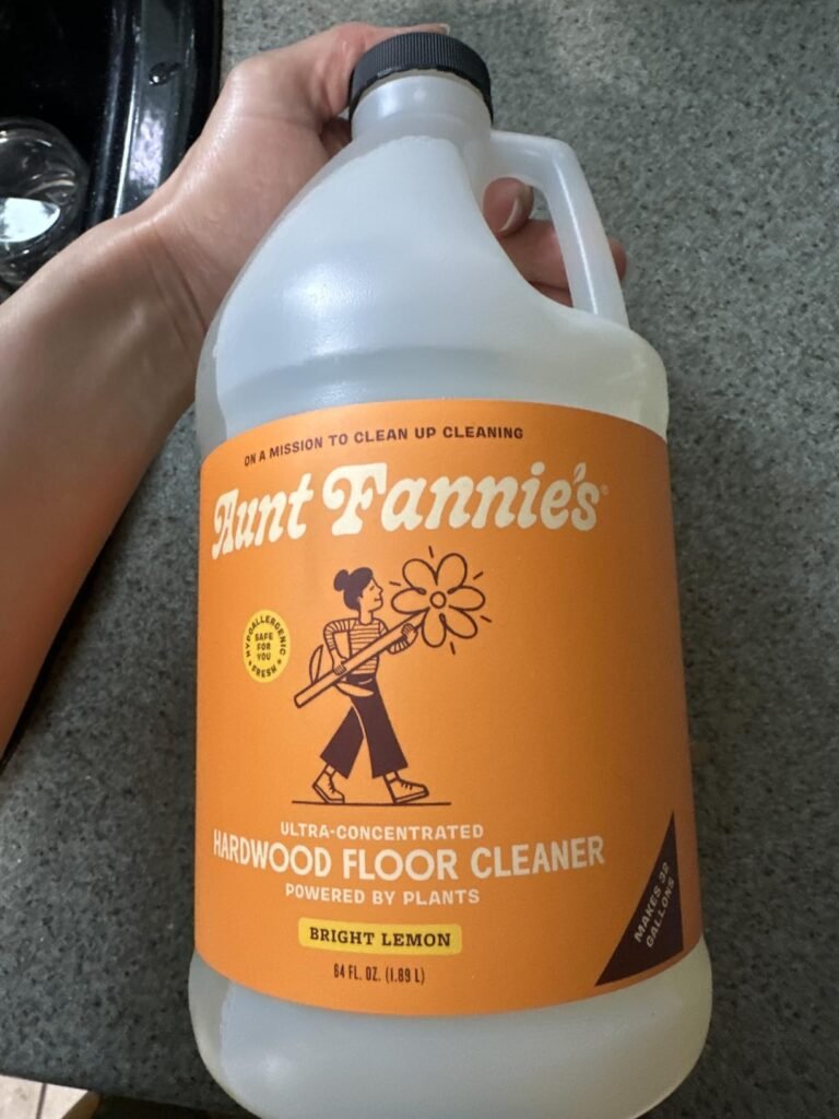 Aunt Fannie's Hardwood Cleaner product view 3