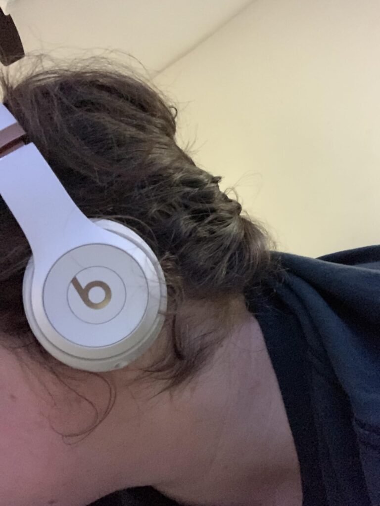 Beats Solo 4 product view 2