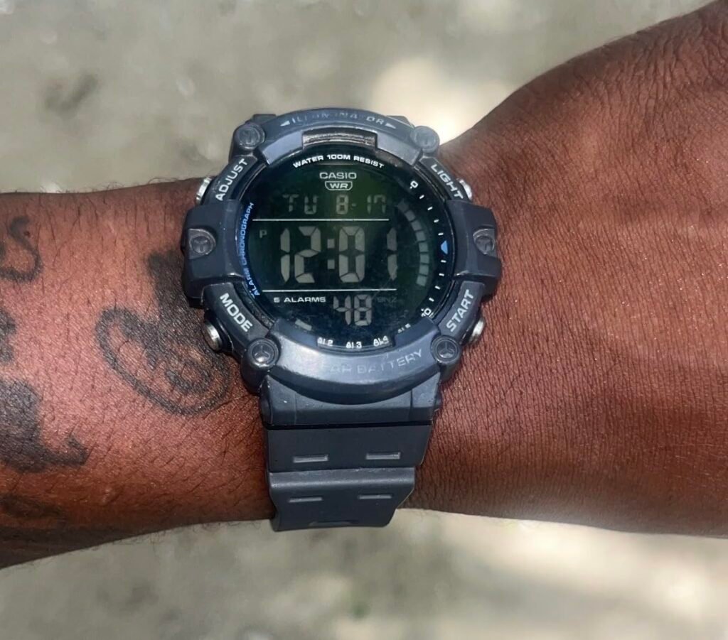 Casio AE1500WH Illuminator product view 2