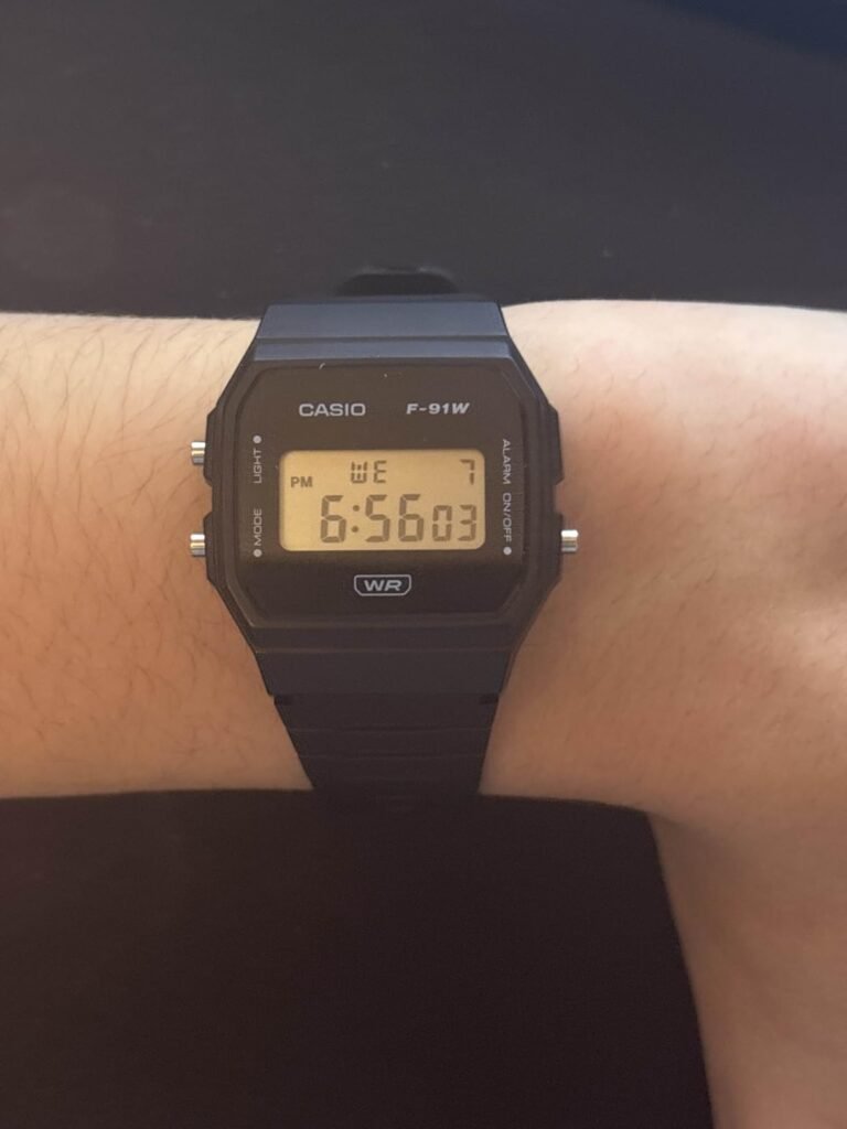Casio F91W product view 3