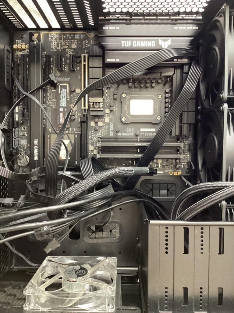 Core Ultra 7 270K product view 2