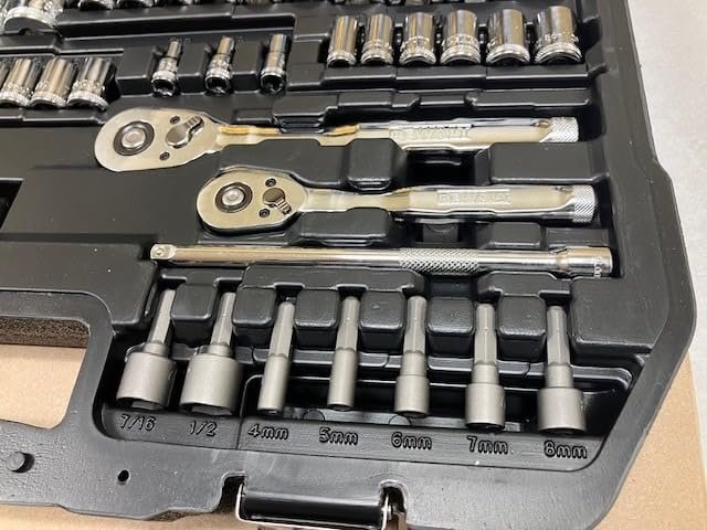 DEWALT 142-Piece Set product view 2