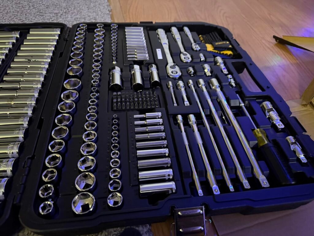 DEWALT 264-Piece Set product view 3