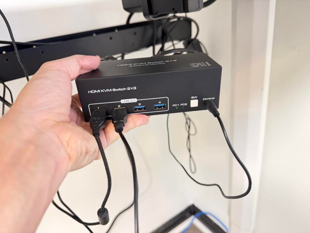 DisplayPort 4K 144Hz product view 2