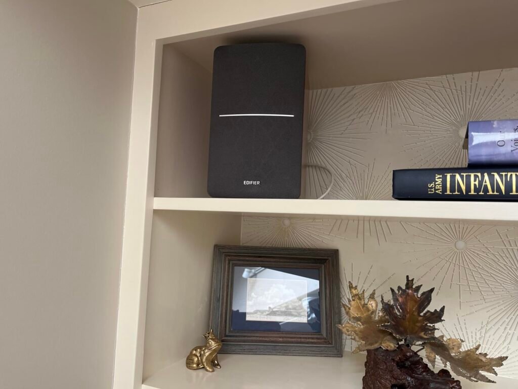 Edifier P12 product view 3