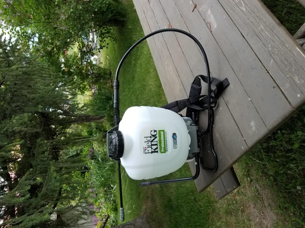 FIELD KING 190328 Sprayer product view 3