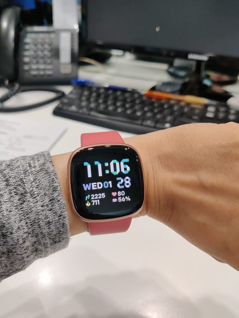 Fitbit Versa 4 product view 2