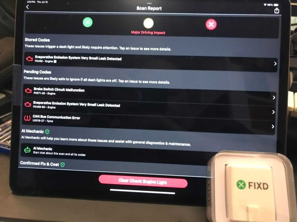 FIXD Bluetooth Sensor product view 1