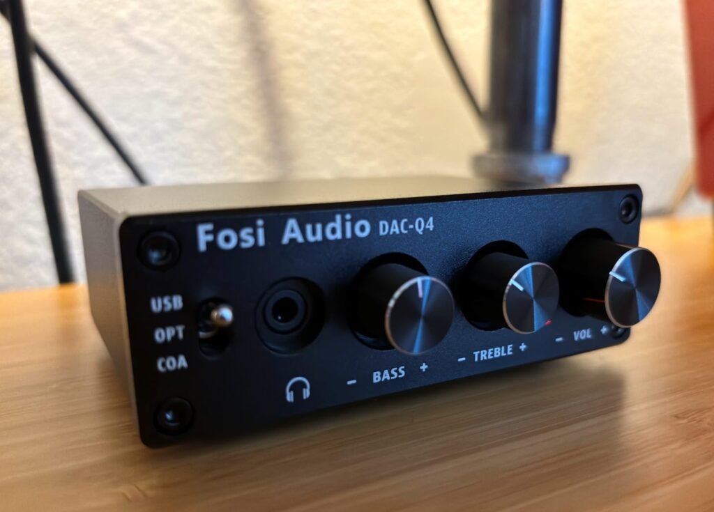 Fosi Audio Q4 product view 2