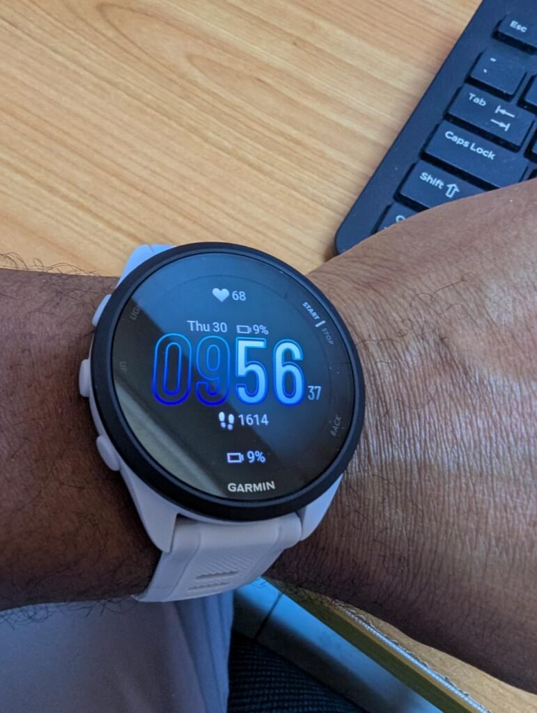 Garmin Forerunner 165 product view 1