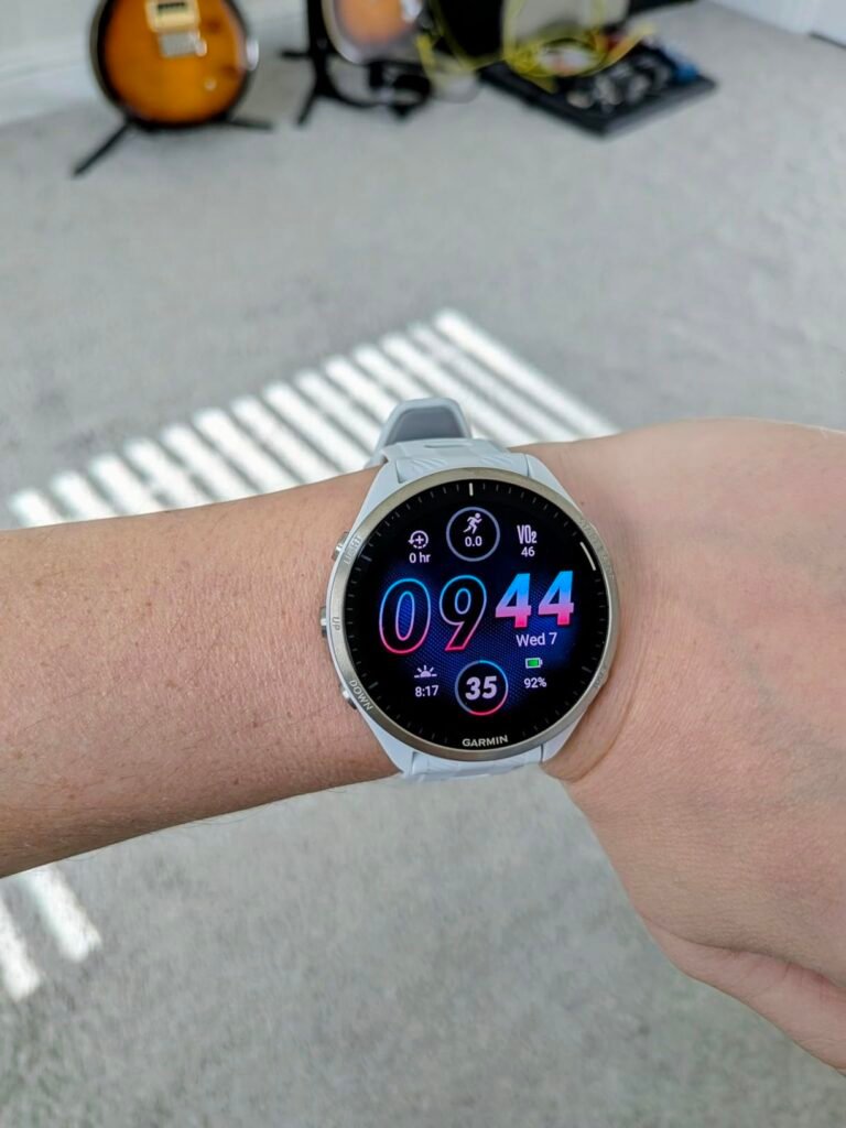 Garmin Forerunner 965 product view 1