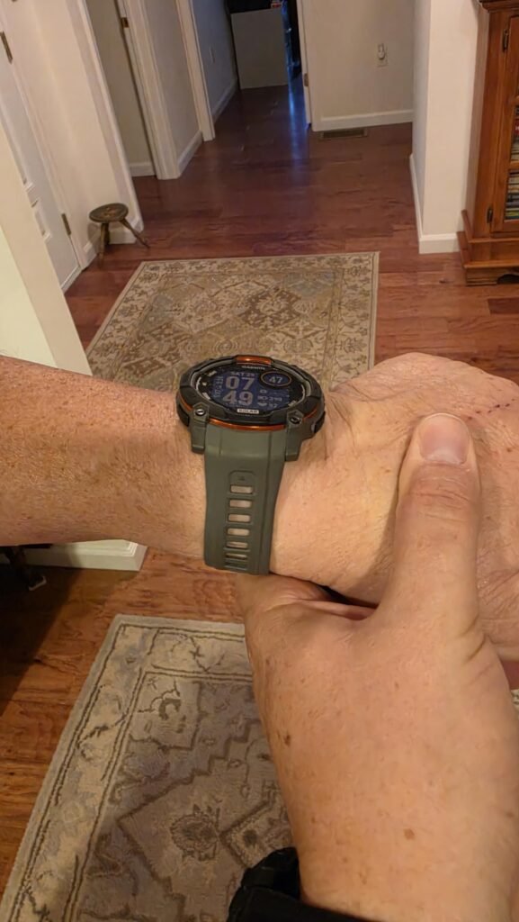 Garmin Instinct 3 Solar product view 3