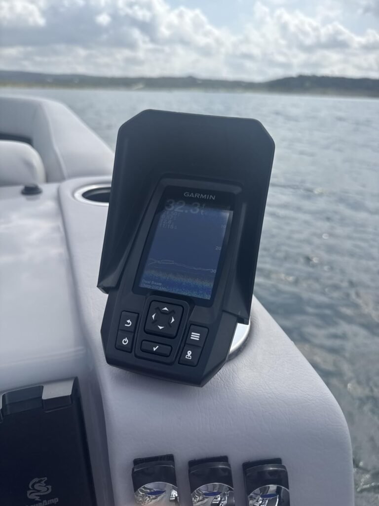 Garmin Striker 4 product view 2
