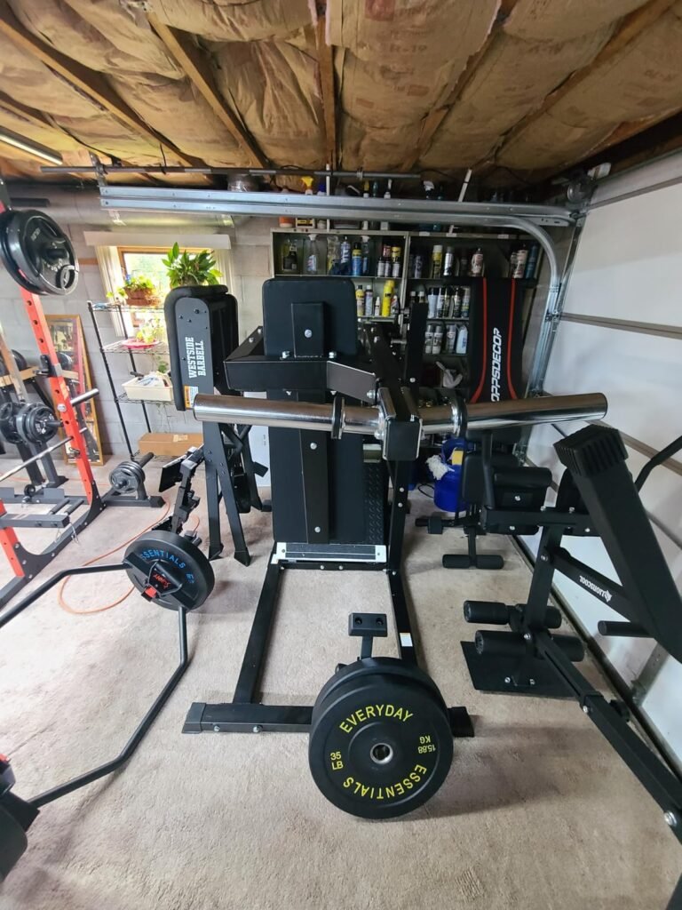 GMWD Pendulum Squat product view 3