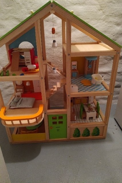 Hape All Seasons House product view 1