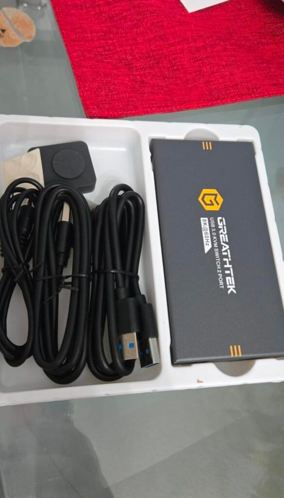 Hearvo 2-Port USB-C product view 1