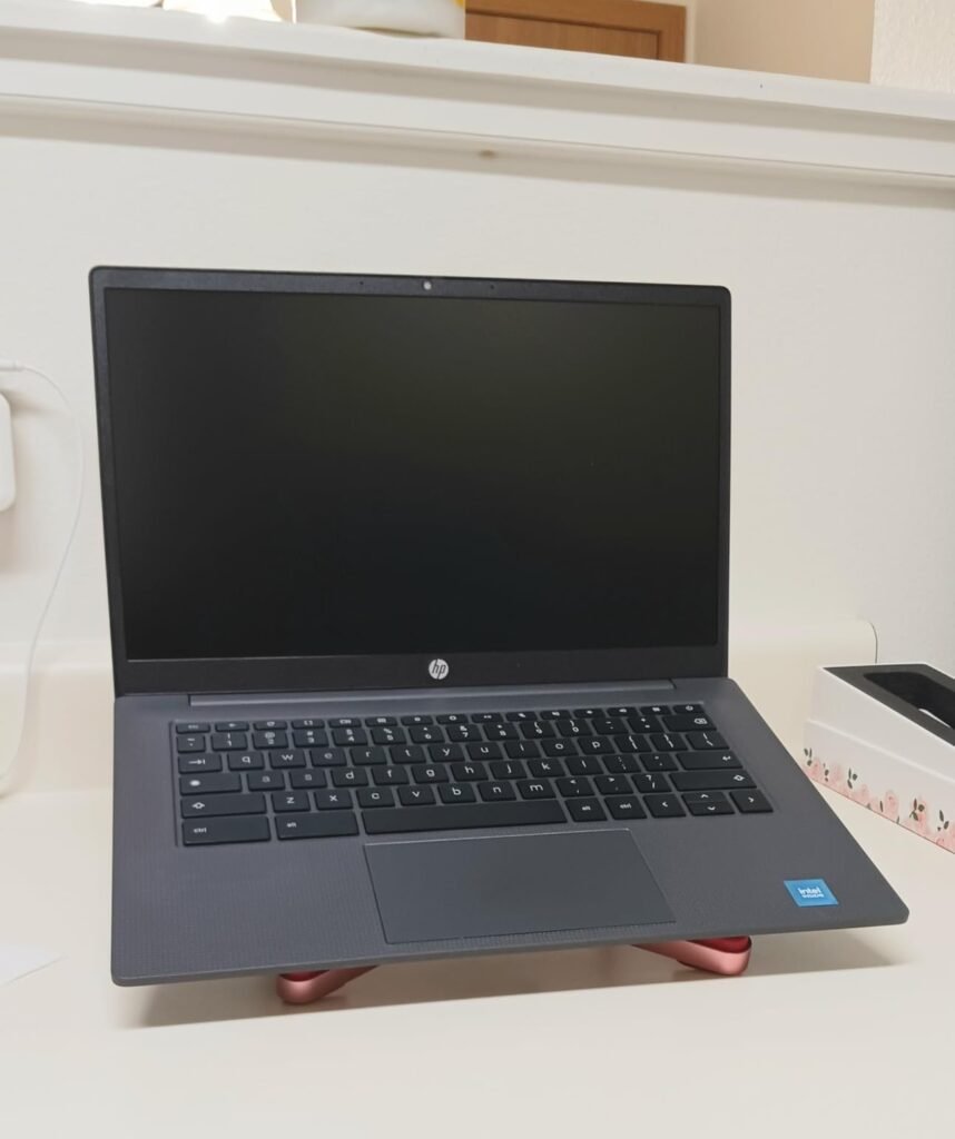 HP 14 Chromebook N100 product view 1