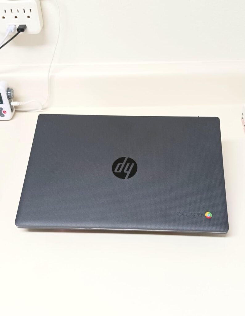 HP 14 Chromebook N100 product view 2