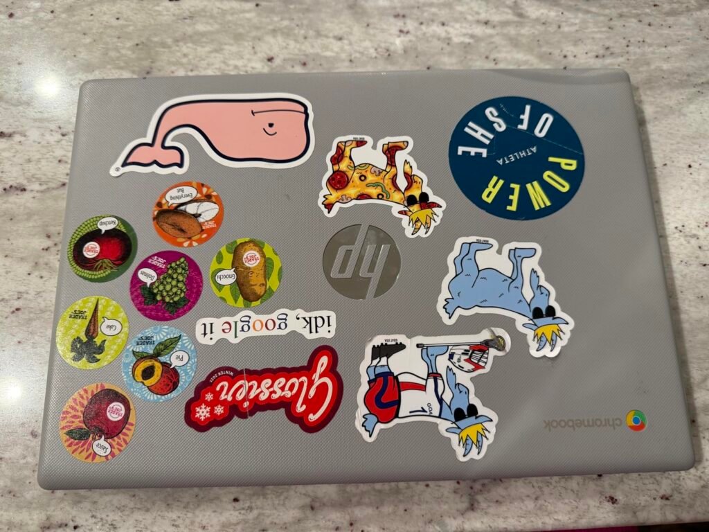 HP 14 Chromebook Student product view 2