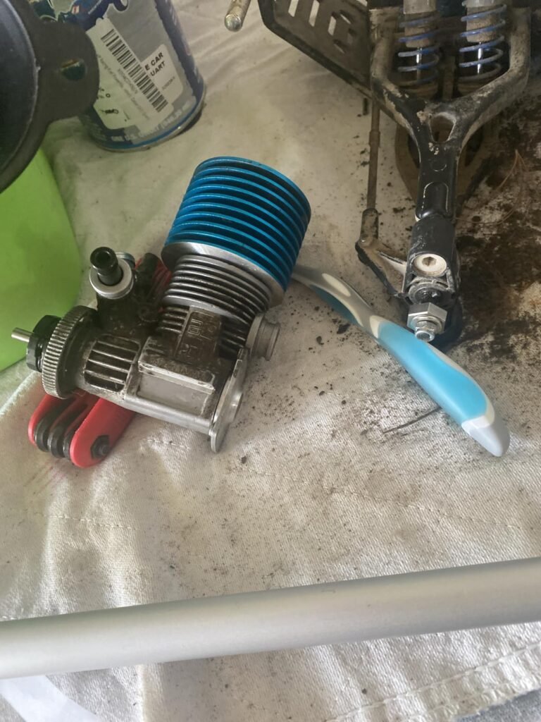 HSP VX18 Nitro Engine product view 2