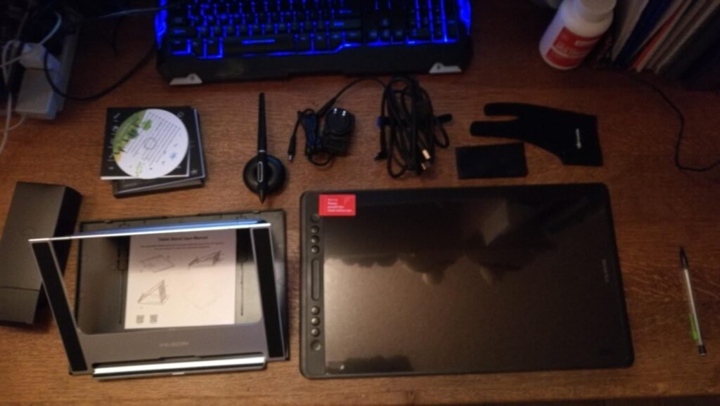 HUION Kamvas Pro 16 product view 3