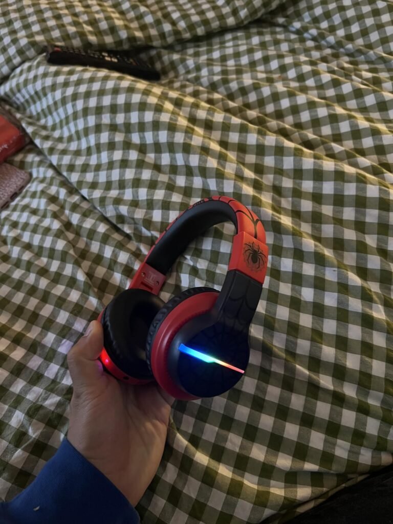 iClever BTH12 Wireless product view 1