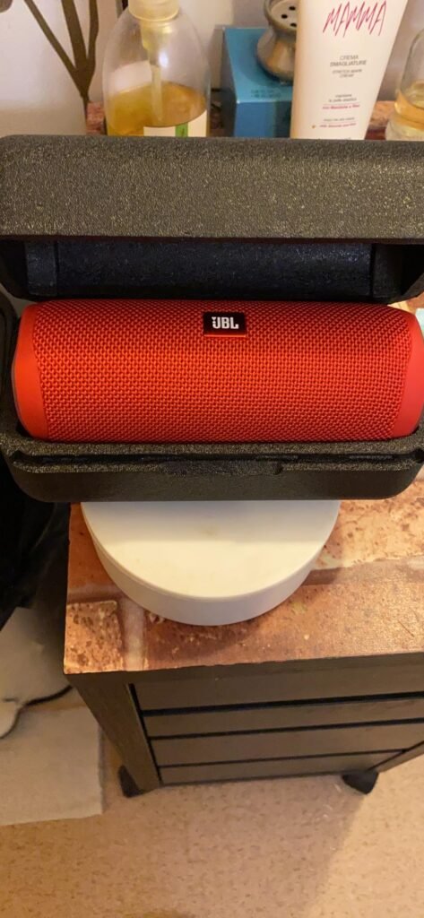 JBL Flip 5 product view 1