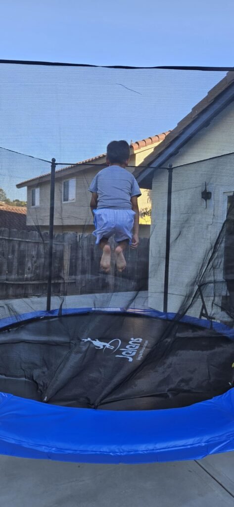 JELENS Trampoline product view 2