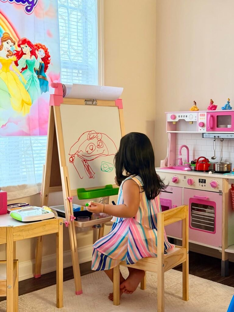 JOYOOSS Easel with Paper Roll product view 1