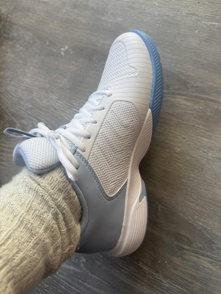 K-Swiss Women's Ultrashot Light product view 3
