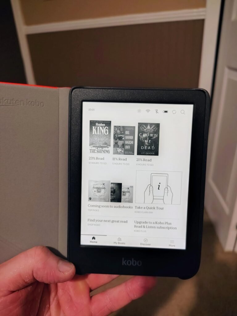 Kobo Clara BW product view 1