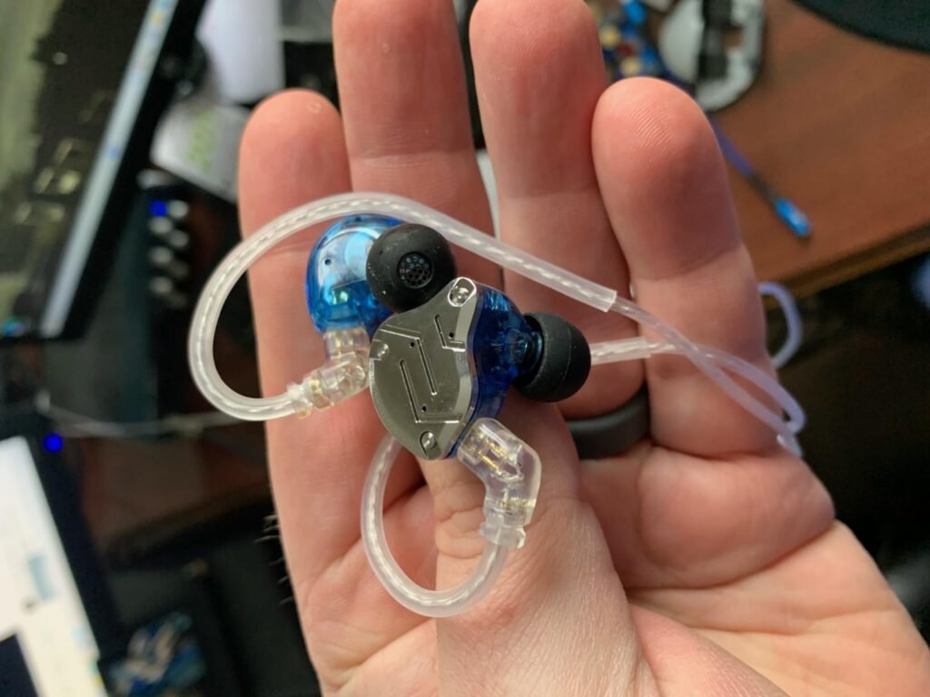 KZ ZS10 Pro product view 2