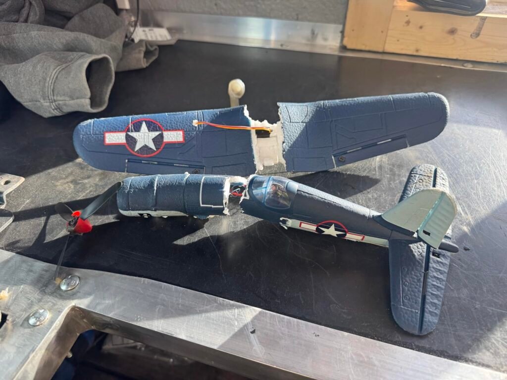 LEAMBE F4U Corsair Brushless product view 3