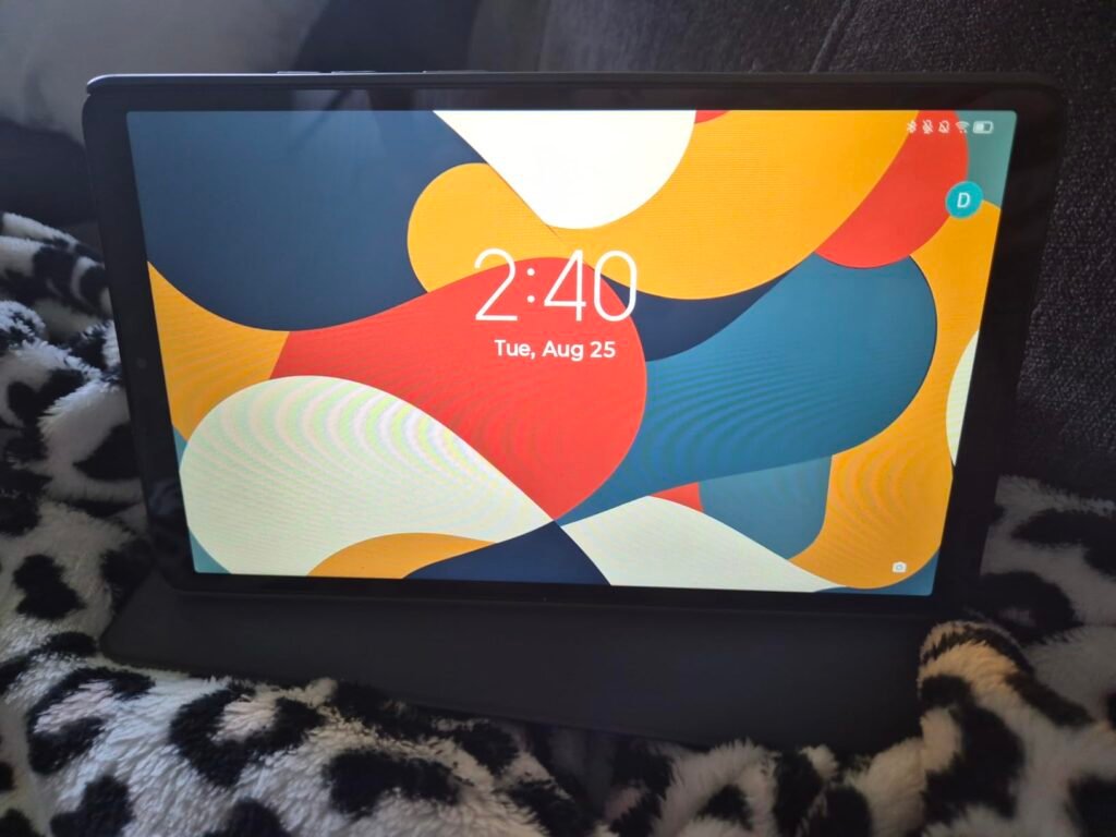 Lenovo Tab One product view 1