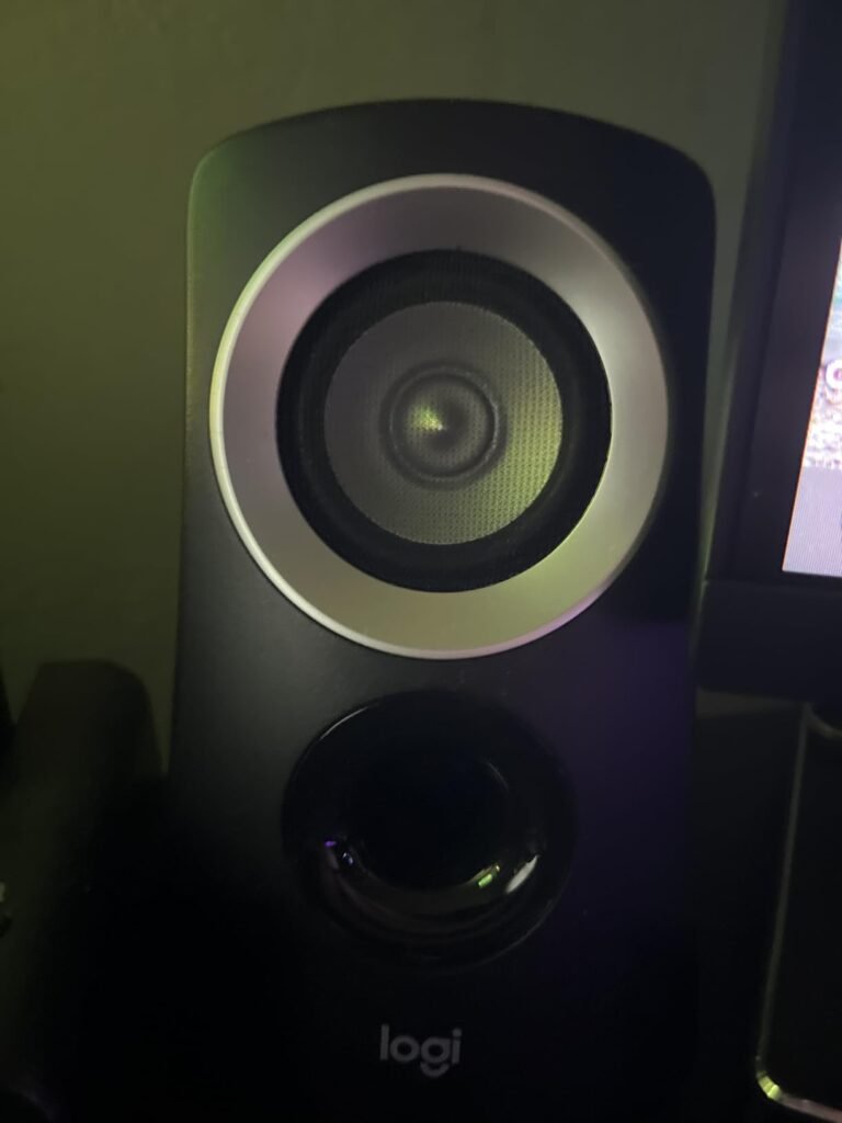 Logitech Z313 product view 1