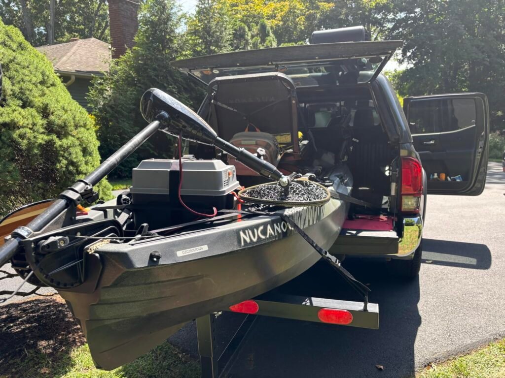 Lowrance HOOK Reveal 5 product view 3