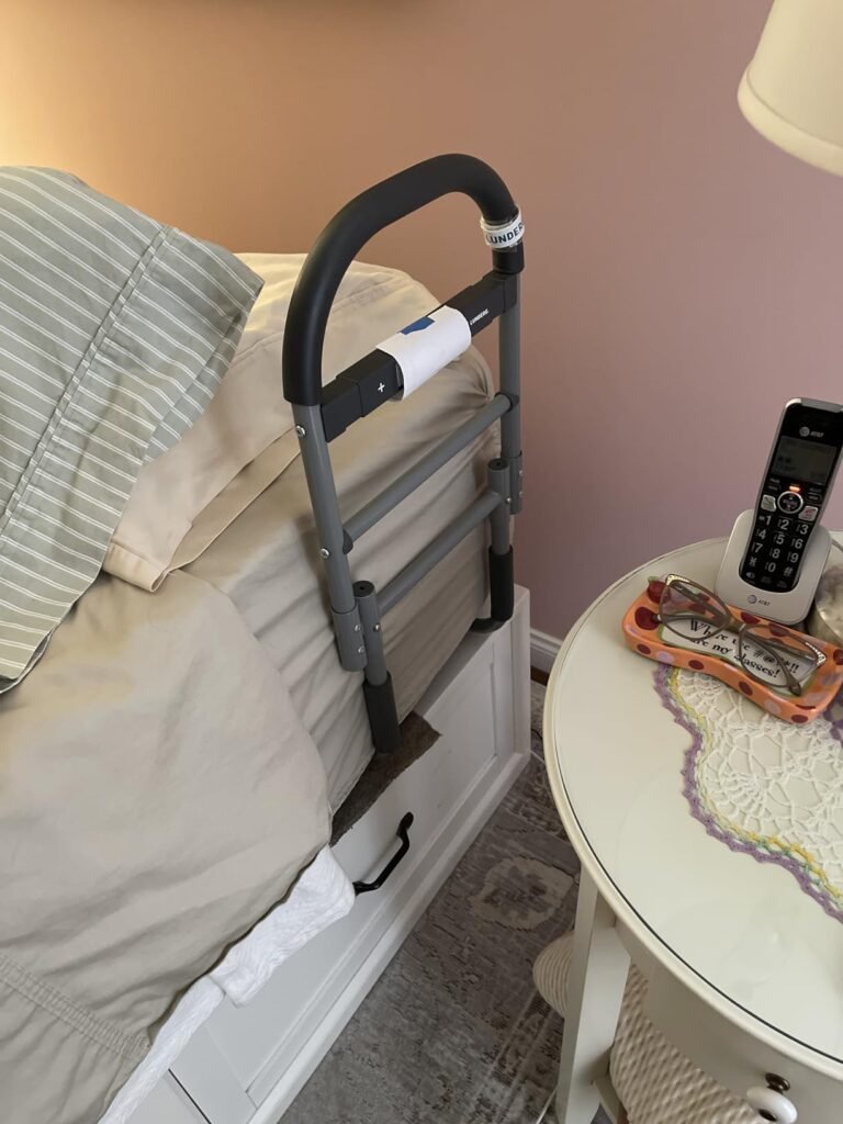 Lunderg Bed Assist Rail product view 1