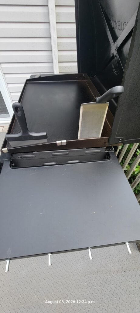 Magnetic Spatula Holder product view 3