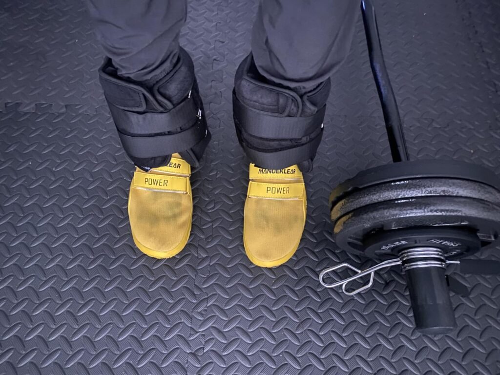 MANUEKLEAR Lightweight product view 2