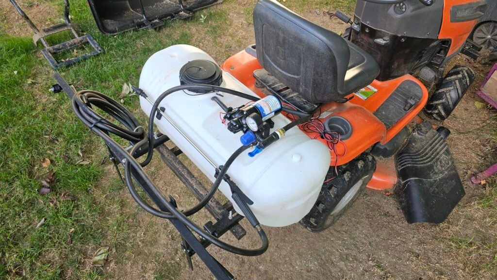 Master Mfg 15-Gallon Broadcast product view 2